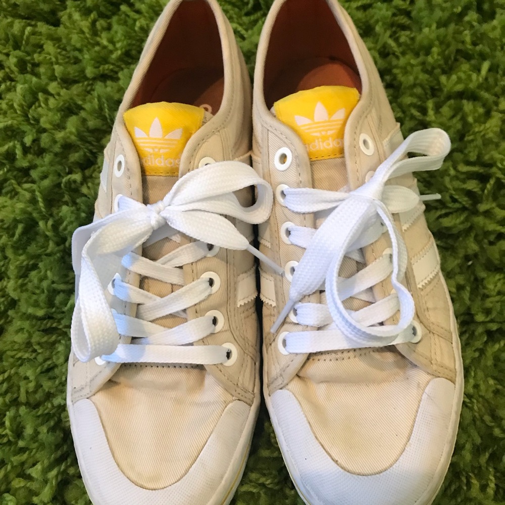 Adidas Classic Canvas Sneakers 3 stripes